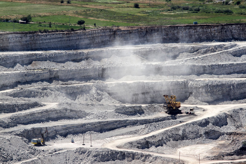 ເຄື່ອງນຸ່ງຫົ່ມອາກາດມີບົດບາດຫຍັງໃນຂະບວນການຂຸດຄົ້ນບໍ່ແຮ່?